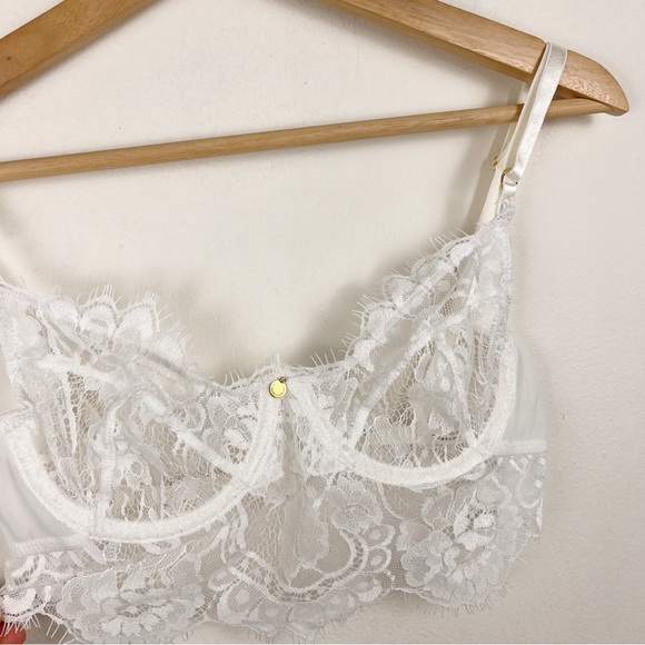 Gooseberry Intimates White Venice Balcony Bra & Full on Glam Demi Bra Lace Sz S - Picture 3 of 10